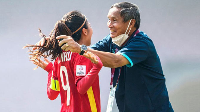 HLV Mai Đức Chung trở lại dẫn dắt ĐT nữ Việt Nam không vì tham quyền cố vị