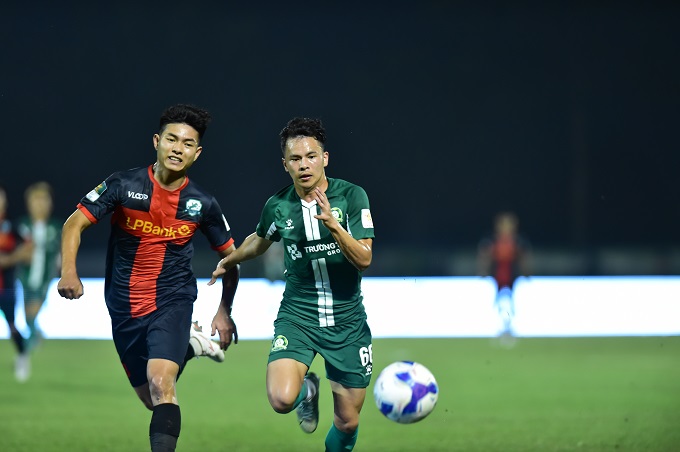 Niềm vui chiến thắng sẽ đến với chủ nhà? Ảnh: Minh Tuấn